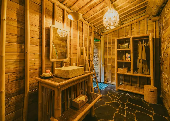 Balikayanas - Yumi House Karangasem